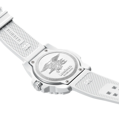 นาฬิกาลูมินอค Luminox Navy Seal รุ่น 'XS.3507.WB' ARCTIC EDITION SWISS QUARTZ