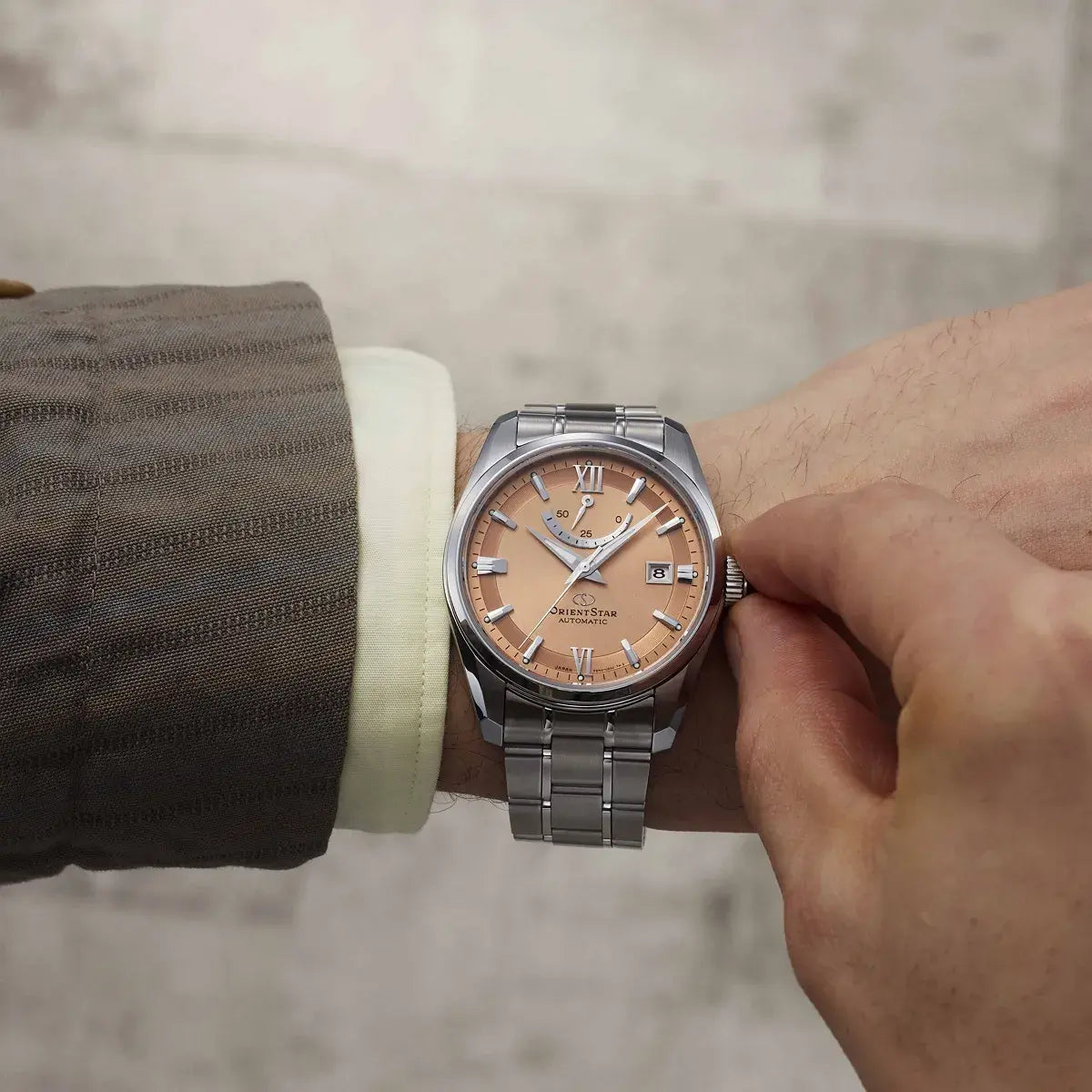 นาฬิกา ORIENT STAR Contemporary Date รุ่น RE-AU0108G Sand Dial Mechanical Men's Watch