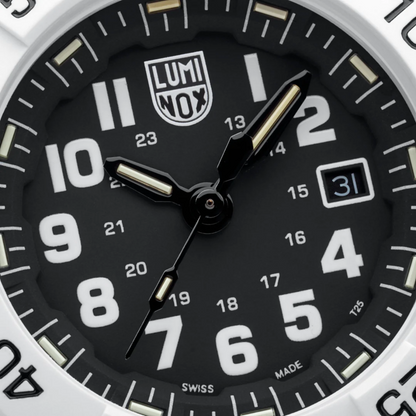 นาฬิกาลูมินอค Luminox Navy Seal รุ่น 'XS.3507.WB' ARCTIC EDITION SWISS QUARTZ